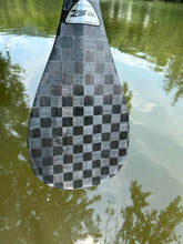 Load image into Gallery viewer, ZRE Revolution Canoe Paddle - Medium - Non curved shaft - Black #662303